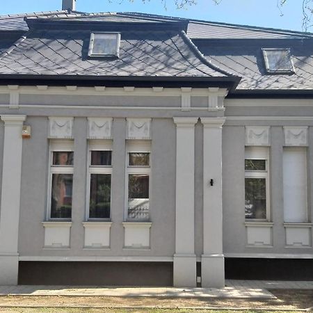 Karpatia Vendeghaz 1201 Budapesta Exterior foto